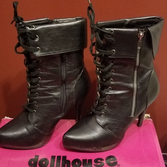 Dollhouse Buckle Round Toe Platform Bootie